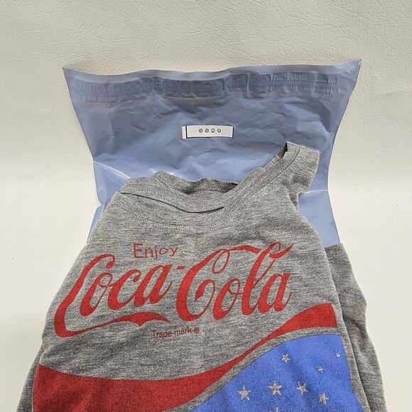 Coca-Cola Unity Collection Maurice's 1971 Vintage Flag Graphic Gray Soft Blend - Picture 13 of 13